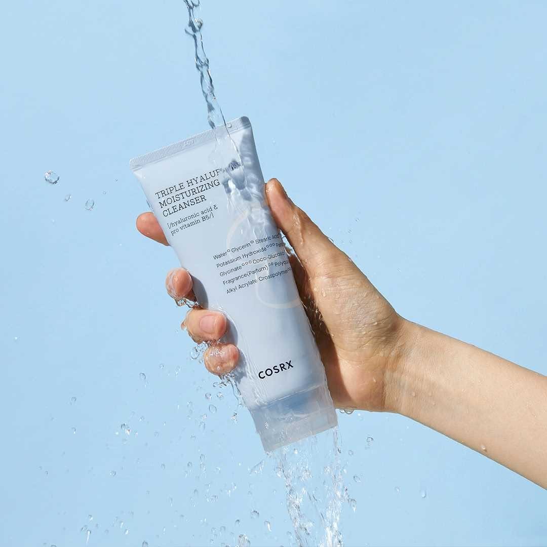 Cosrx triple hyaluronic moisturizing cleanser - Jevy K - Beauty & Skincare