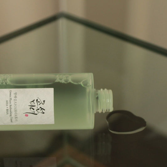 Beauty of Joseon Green Plum Refreshing Toner  AHA + BHA close up 